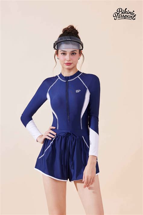 Bộ đồ bơi Nữ BIKINI PASSPORT kiểu hai mảnh short liền thân dài tay Xanh Trắng BS NV