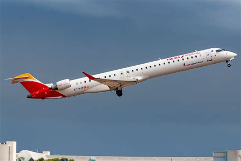 Active Aircraft The Decreasing Popularity Of The Crj