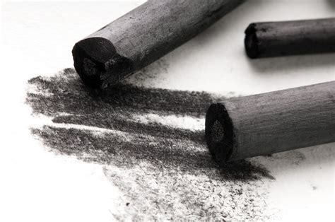 Learn The Basics Of Charcoal Drawing And Its Most Popular Technique