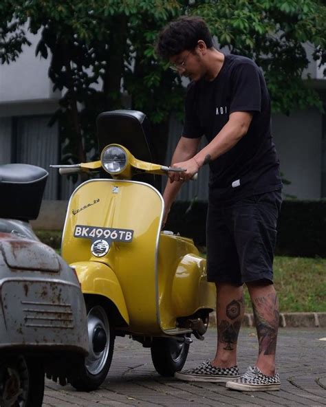 Hot Tattooed Daddy Candidate Handsome Photos Of Dimas Anggara Nadine Chandrawinata S