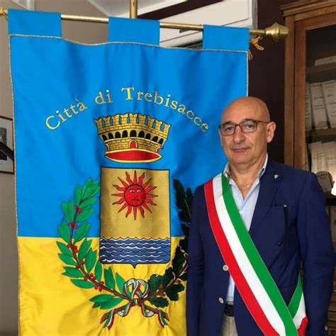 Trebisacce Il Sindaco Franco Mundo A Processo Per Presunti Illeciti