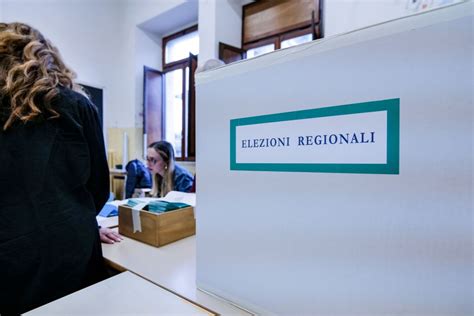 Regionali Abruzzo Scontro Marsilio DAmico Urne Aperte Fino Alle 23 QdS