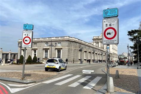 3 De Cada 10 Coches No Podrán Circular En Madrid Por Las Zbe De La Dgt Zona Centro