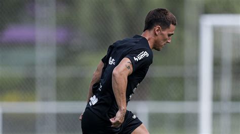 Corinthians vence União São João em jogo treino de pré temporada