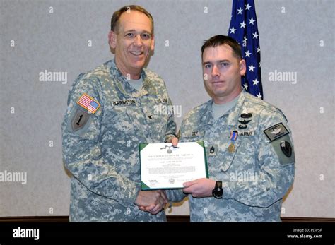 Aviation instuctor receives Air Medal with Valor 668005093 Stock Photo ...