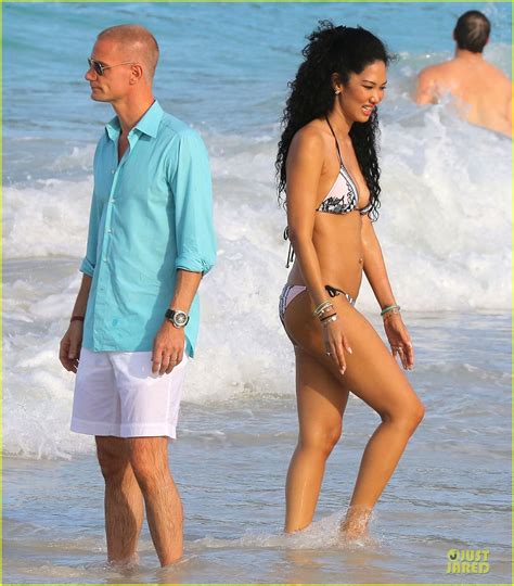 Kimora Lee Simmons Sexy Bikini Mama In St Barts Photo 3017761