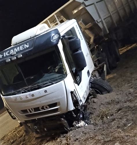 Dos Camiones Y Una Camioneta Protagonizaron Un Choque En Lavalle Mendovoz