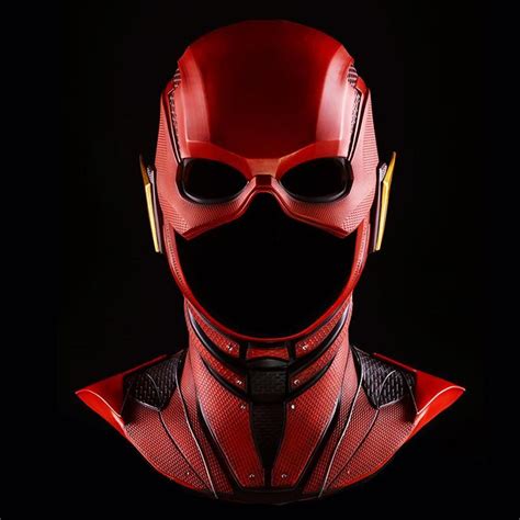 The Flash Life-Size Collectable Wearable Helmet - Comic Sanctorum