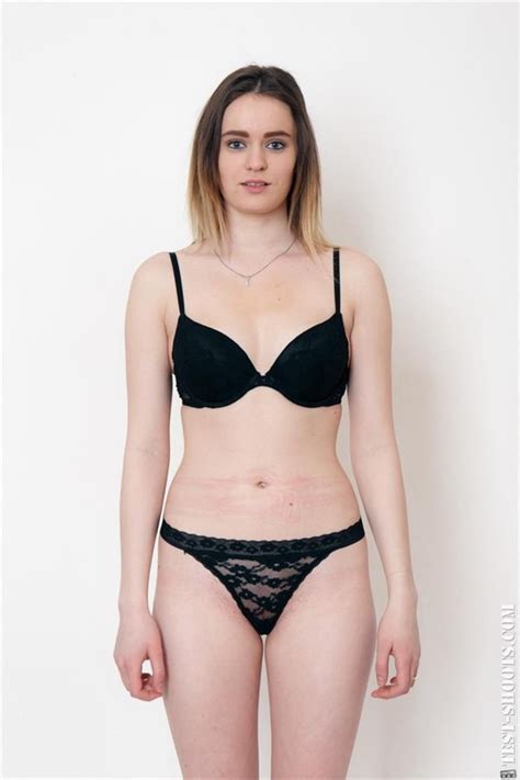 Adriana It Programmer First Time Nude Casting Test Shoots