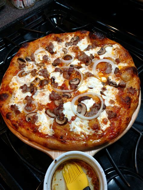 Mellow Mushroom Style Pizza Dough — Big Green Egg Forum