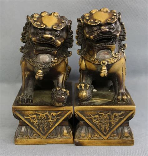 Chinese Bronze FengShui Foo Fu Dog Wealth Foo Fu Dog Men Lion Ball Statue Pair-in Statues ...