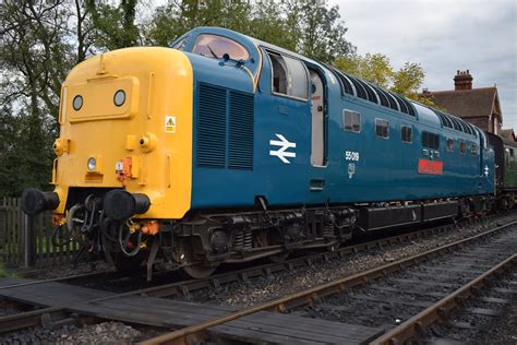 Deltic 55019 ROYAL HIGHLAND FUSILIER At Sheffield Park Flickr