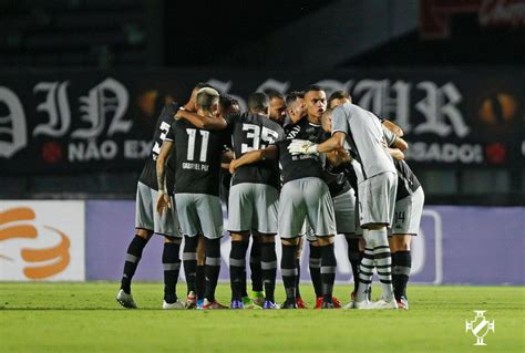 Falta de atenção Vasco sofreu 8 gols após os 30 minutos do 2º tempo na