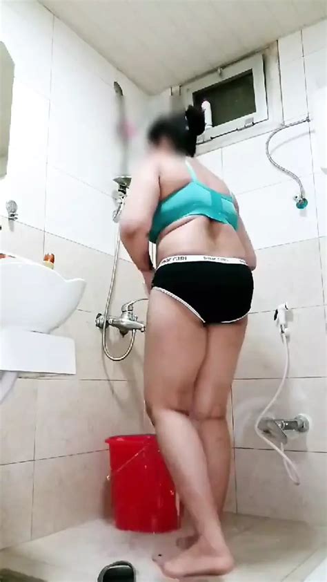 Bath Time Amateur Amateur Porn By FapHouse XHamster