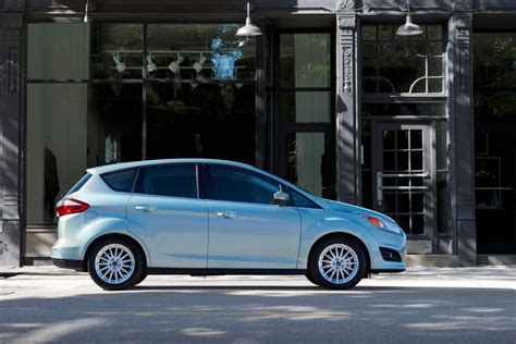 Ford C Max Hybrid Review Ratings Edmunds