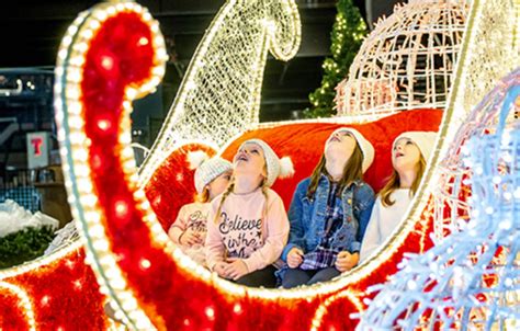 Luminova Holidays Is A Dazzling Holiday Light Exhibit Coming To Colorado