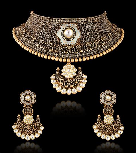 Pin by saba malik on gold jewellery design | Gold jewellery design ...