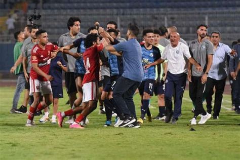 لاعب بيرامدز يقدم بلاغ ضد حسين الشحات بعد التعدي عليه وتهديده صوت