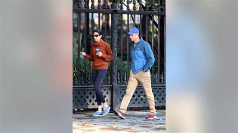 Anthony Weiner Spotted Dining With Estranged Wife Huma Abedin Fox News