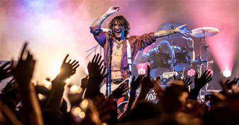 The Darkness Celebrates 20th Anniversary Of Permission To Land With