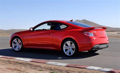 2010 Hyundai Genesis Coupe 2.0T Turbo – Instrumented Test – Car and Driver