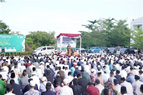 Ribuan Jemaah Muhammadiyah Padati Salat Id Di Halaman Kampus Umri