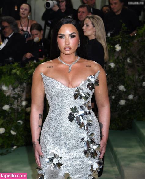 Demi Lovato Ddlovato Nude Leaked Onlyfans Photo Fapello