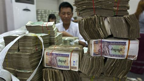 Myanmar To Curb Use Of Us Dollar To Stabilise Domestic Currency Bbc News