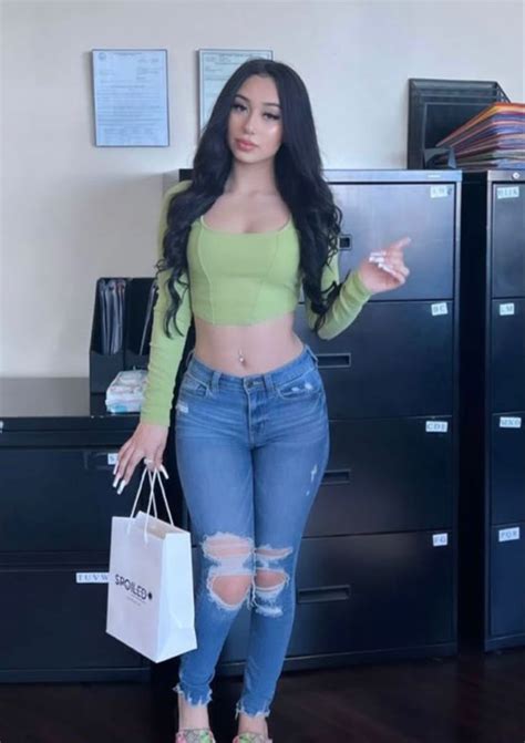 Discover Your Signature Latina Look With These Outfits Latina Outfits Latina Fashion