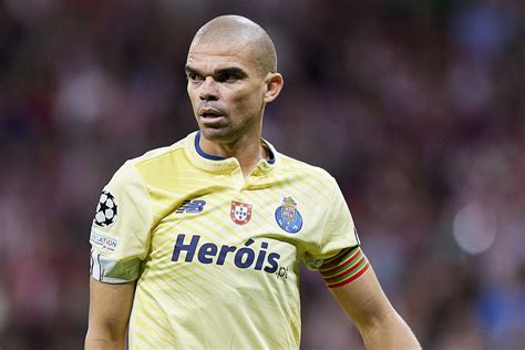 Bijzonder Record Voor Dinosaurus Pepe Soccernews Nl