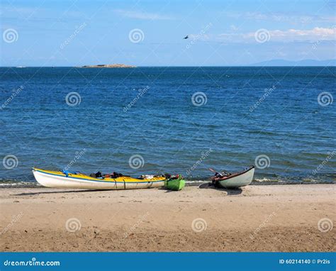 Tres Kajaks En La Playa Foto De Archivo Imagen De Turismo