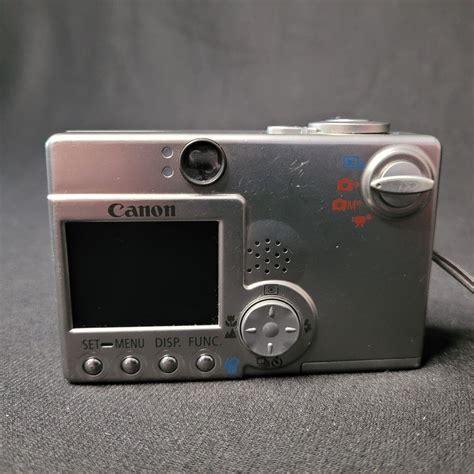 Canon PowerShot 3.2mp SD100 Digital Elph Camera With Battery & Case ...