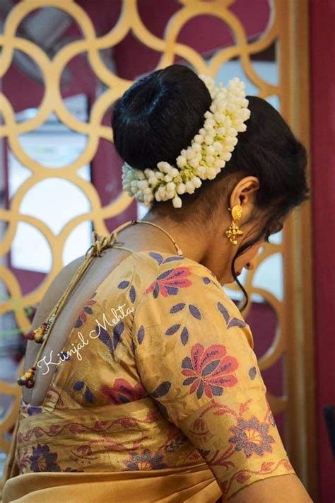 Beautiful Buns Beautiful Indian Actress Beautiful Saree Bun