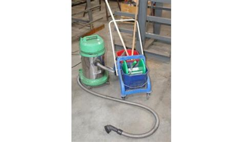 Hitachi stofzuiger - WDE 3600 inox | ProVeiling.nl