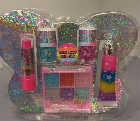 Hot focus kozmetični set v kovčku Metulj GOV SI