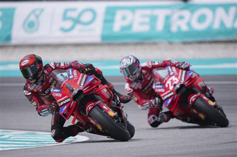 MotoGP Marc Marquez è il più veloce nel warm up Martin ad un passo