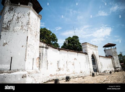 Fortaleza De La Polvora Banque De Photographies Et Dimages Haute