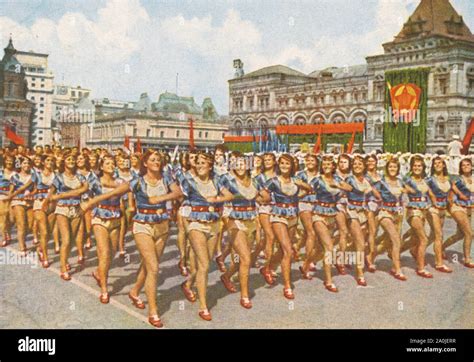 Soviet women parade hi-res stock photography and images - Alamy