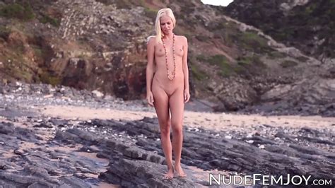 Free Beach Babe Porn Videos XHamster