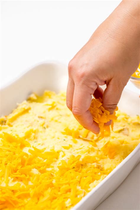 Baked Sour Cream Cheddar And Chive Mashed Potatoes