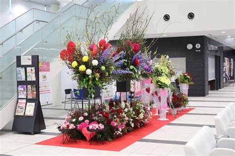 色とりどりの県産花きのフラワーモニュメントを展示 まちのニュース 観音寺市