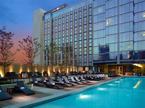 hotel near nashville music city center 3