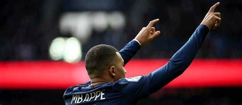 Meilleur buteur de lhistoire du PSG Kylian Mbappé chasse les records