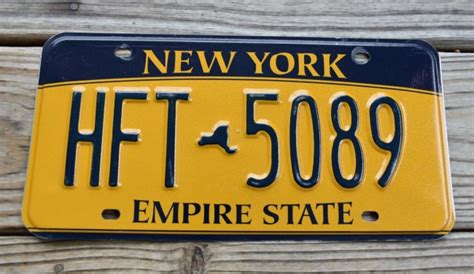 New York Blue Gold License Plate The Empire State - New York - States N ...