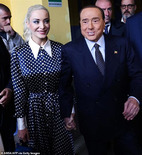 Silvio Berlusconi Dead Italys Former Pm Dies Aged 86 As Cause Of