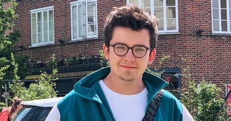 Who Is Mimi Keene Fun Facts About The Sex Education Rising Star