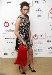 Maisie Williams Nude Celebrities Forum FamousBoard Page 3