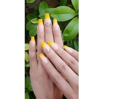 55 Stunning Yellow Nail Designs You Will Adore Fabbon