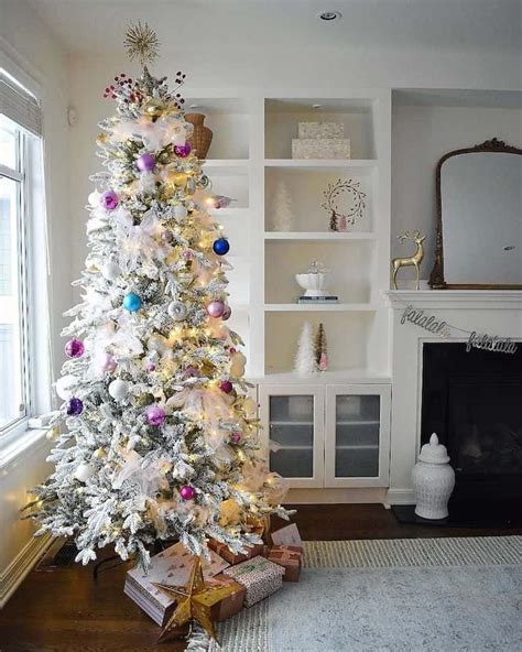 How to Perfect the Pink Christmas Tree Look - Farmhousehub