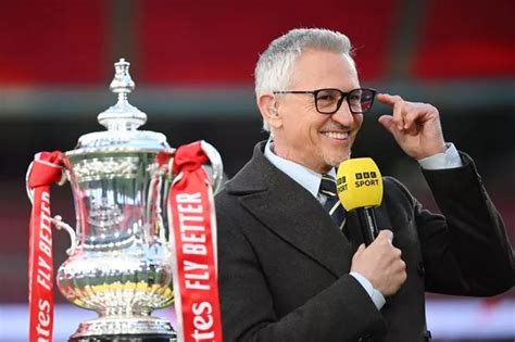 Gary Lineker Issues Verdict On Referee Conspiracy Theories As Leicester